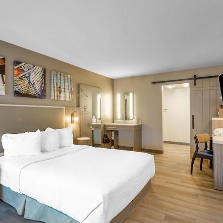 Days Inn By Wyndham Wilmington / University Екстериор снимка