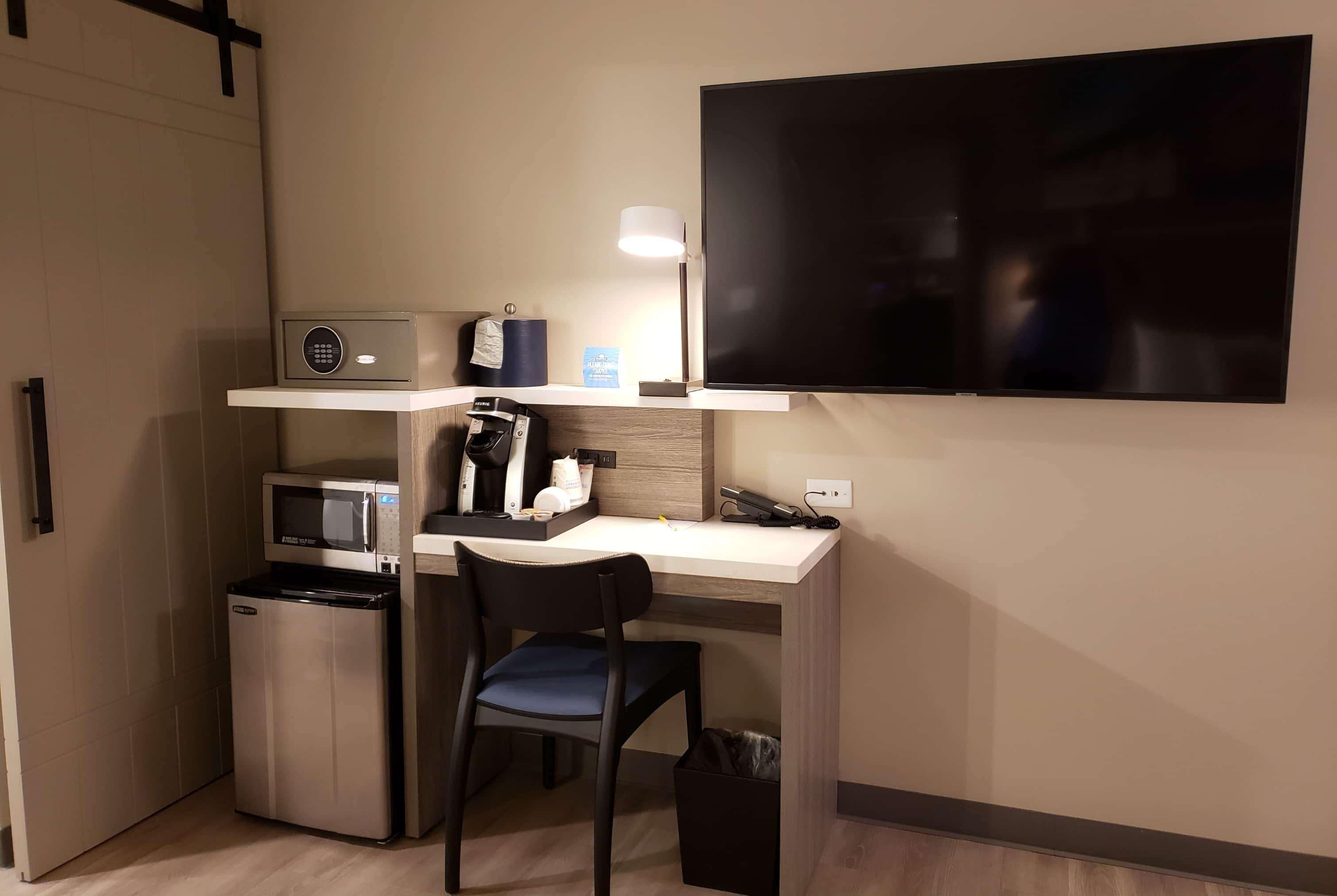 Days Inn By Wyndham Wilmington / University Екстериор снимка